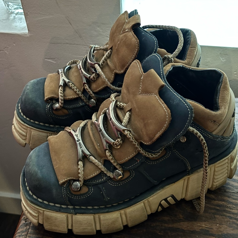 New Rock Tower boots Tan and Blue